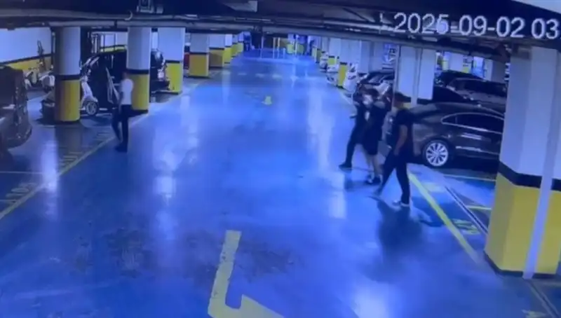 İzmir'de Tekstilci İş Adamı Kaçırıldı: Bağcılar'da Fidye İzi Ortaya Çıktı