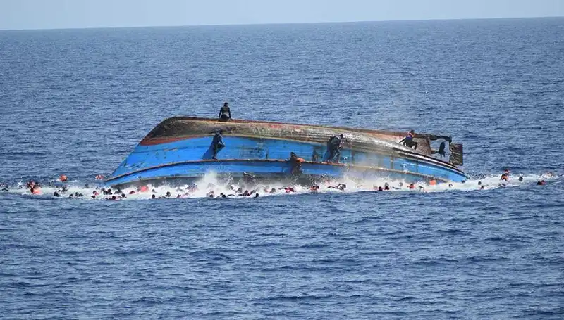 Filipinler'de Gemi Kazası: 4 Kişi Hayatını Kaybetti, 7 Kişi Kayboldu