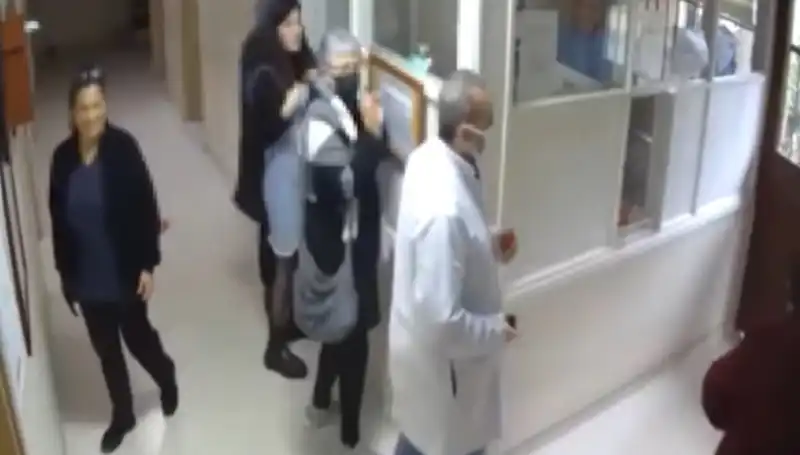 Üsküdar’da Doktora Cumhurbaşkanına Hakaretten Hapis İstemi: Olayın Detayları
