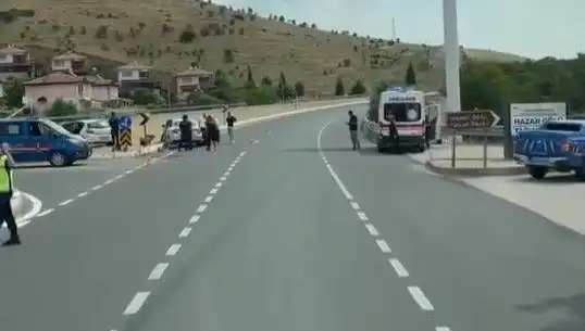 Elazığ’da Otomobil Kazası: Yaralıların Durumu Ciddiyetini Koruyor