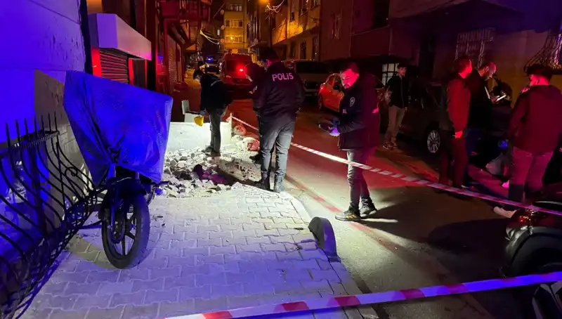 Küçükçekmece'de Plakasız Motosikletle Gerçekleşen Saldırı: Şoke Eden Detaylar