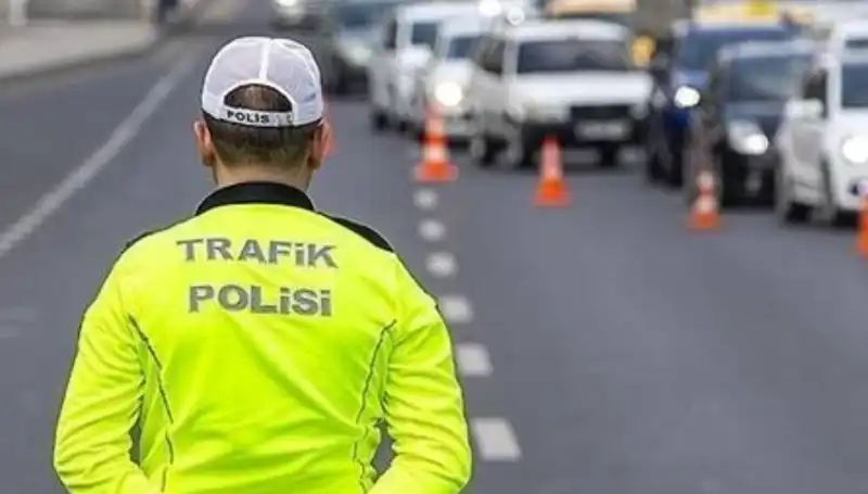 Cumartesi Trafik Sıkışıklığına Son! Kapalı Yollar Açıklandı