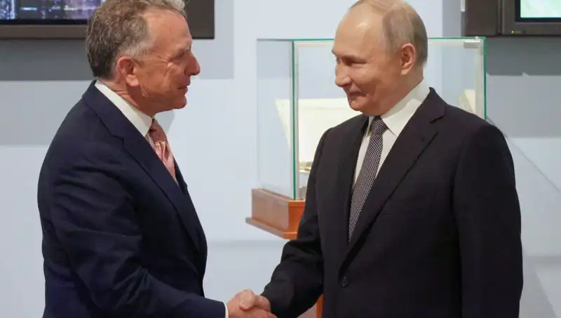 Putin ve ABD: Moskova'daki Tarihi Görüşmenin Ardındaki Sır Perdesi