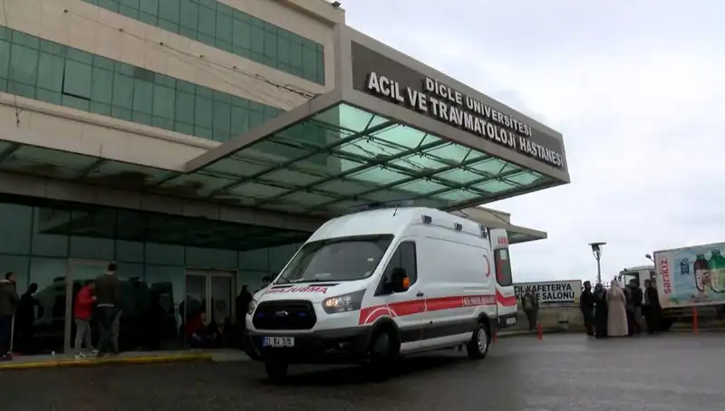Kuzenini Vuran Kişi Oğlunu da Yaraladı: 1 Ölü, 1 Ağır Yaralı