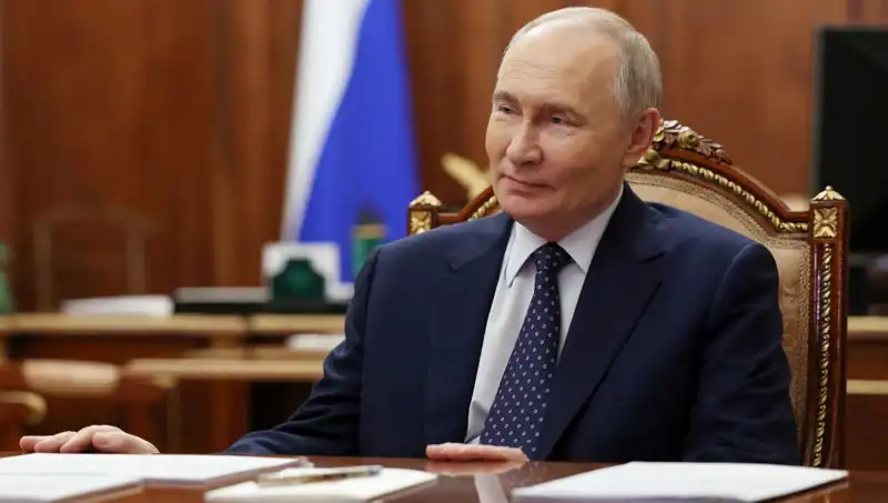 Putin: Çin’le Uzayda Yeni Dönemin Kapıları Açılıyor