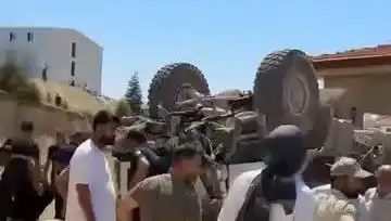 Freni Patlayan İş Makinesi Dehşeti: Takla Attı, Bir Kişi Yaralandı