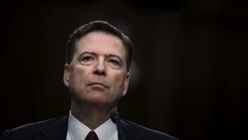 FBI’ın Eski Şefinden Trump'a Şok Edici 4 Rakamlı Tehdit Paylaşımı!