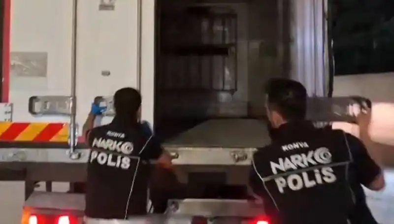 Konya’da Uyuşturucu Operasyonu: Dört Şüpheli Hızla Yakalandı, Yine Çökertildi