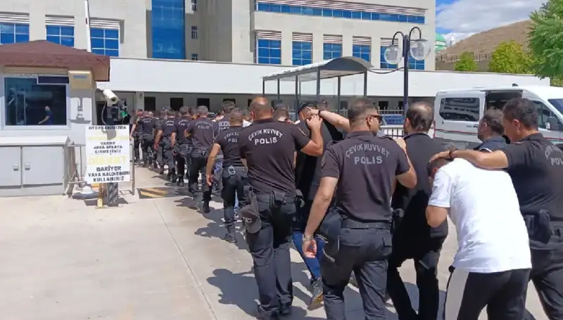 Ankara'da Haraç Çetesine Şok Baskın: Tehditler ve Avukatlar Ortaya Çıktı
