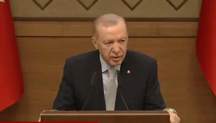 Cumhurbaşkanı Erdoğan, Provokatif Haberciliği Eleştirdi: Milleti Kandıran Gazeteci Olmaz!