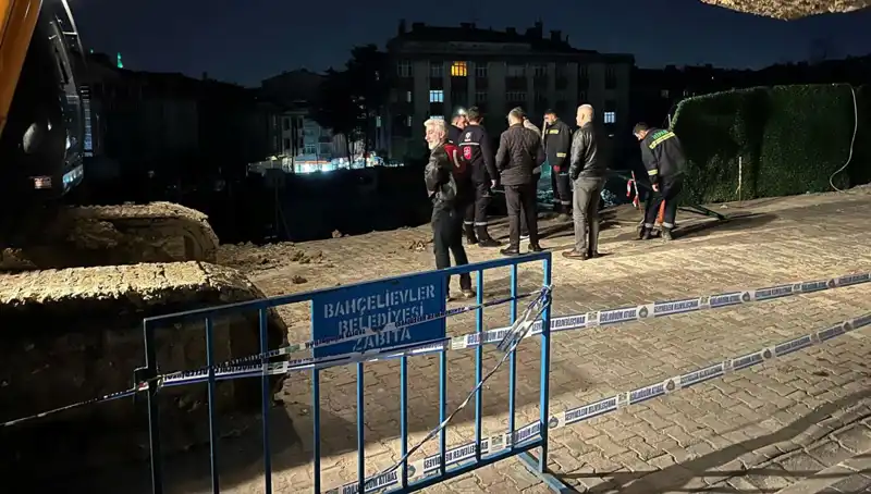 İstanbul’da İnşaat Çalışmasında Yolda Büyük Çökme Olayı!