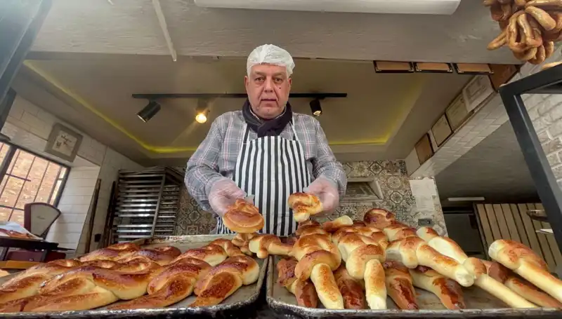 92 Yıldır Ramazan’da Tezgahlarda Yerlere Gözde Kalfası İşsiz Kalmayı Önlemek İçin Üretiyor