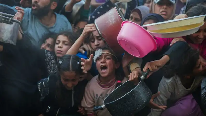 Gazze'de Açlık Krizi Kaygı Verici Boyutlara Ulaşıyor: Un Stokları Tükendi!