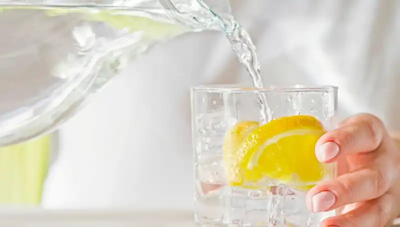 Limonlu Su Tüketmenin Vücudunuza Etkileri: 8 Şaşırtıcı Bilgi