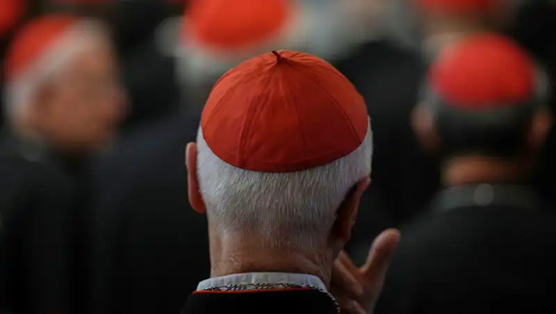 Yeni Papa Seçimi İçin Konklav Tarihi Açıklandı! Beklentiler Neler?