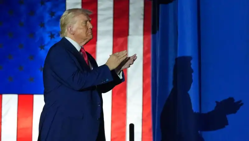 Trump, 100 Günde Amerika’yı 100 Yıl İleriye Taşıdığımızı Açıkladı