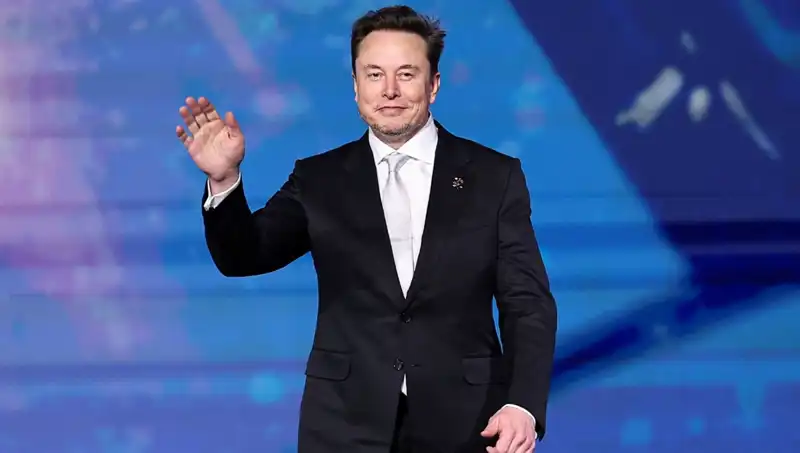 Tesla'nın Yeni "Canavarı": Sıfır Emisyon İçin Yüzde 100 Yenilikçi Teknoloji