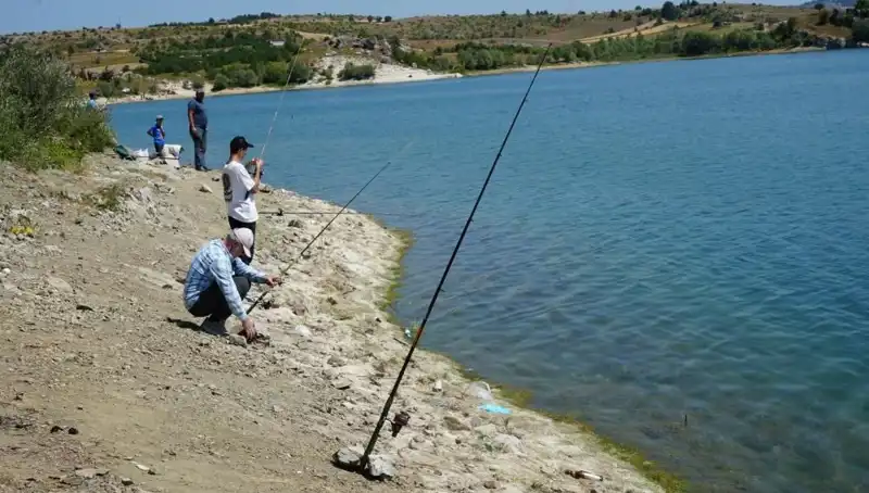 Barajdaki Kafesler Patladı, Bölge Halkı Sokağa Döküldü!