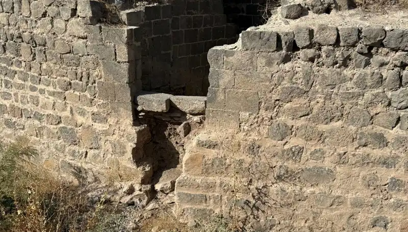Diyarbakır'daki Saint George Kilisesi'nin Tarihi Yanlışları Aydınlatan Kitabe Bulundu