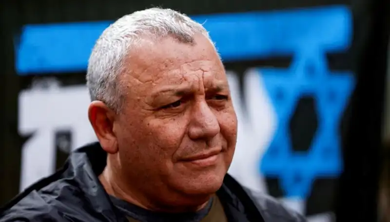 İsrail'de Siyasi Deprem: Eski General Gadi Eisenkot'un İstifası Siyaseti Salladı