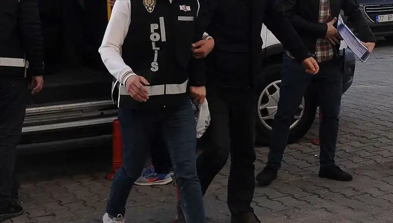 Samsun'da Uyuşturucu Operasyonu: İki Şahıs Suçüstü Yakalandı!
