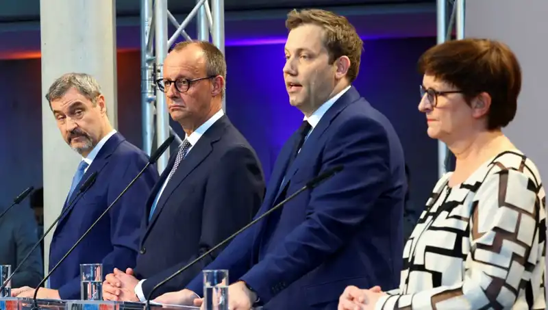 Almanya'da Yeni Dönem: SPD Üyeleri Koalisyonu Onayladı, GroKo'ya Adım Attı