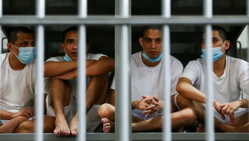 El Salvador, Venezuela'nın Siyasi Tutuklularını Kendi Ülkesine Almayı Teklif Ediyor
