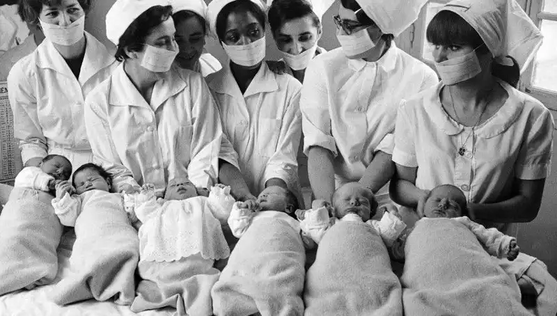 70 Yıl Önce Hastanede Karışan İki Kardeşin Dramı ve DNA Testiyle Yeniden Kavuşması