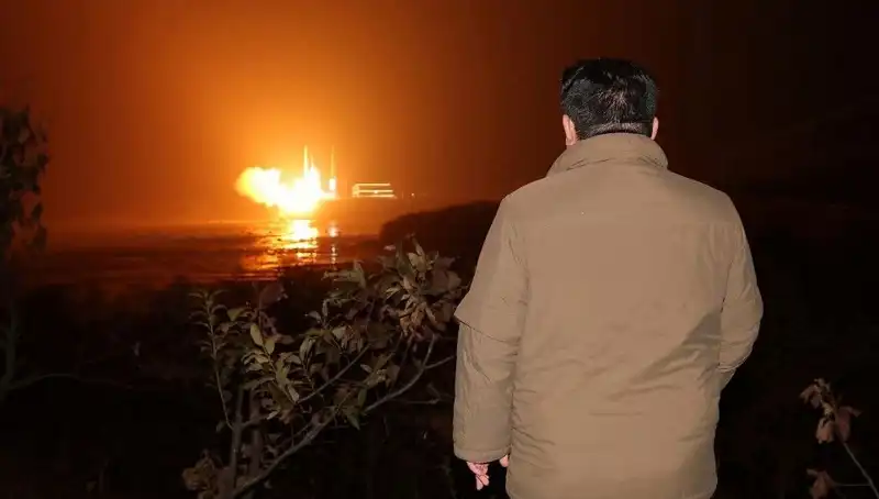 Kuzey Kore Silah Politikaları: Amerikalılar Faturayı Ödüyor mu?