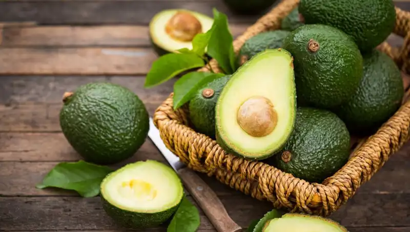 Avokado: Sağlıklı mı Yoksa Gizli Tehlikeler mi Taşıyor?