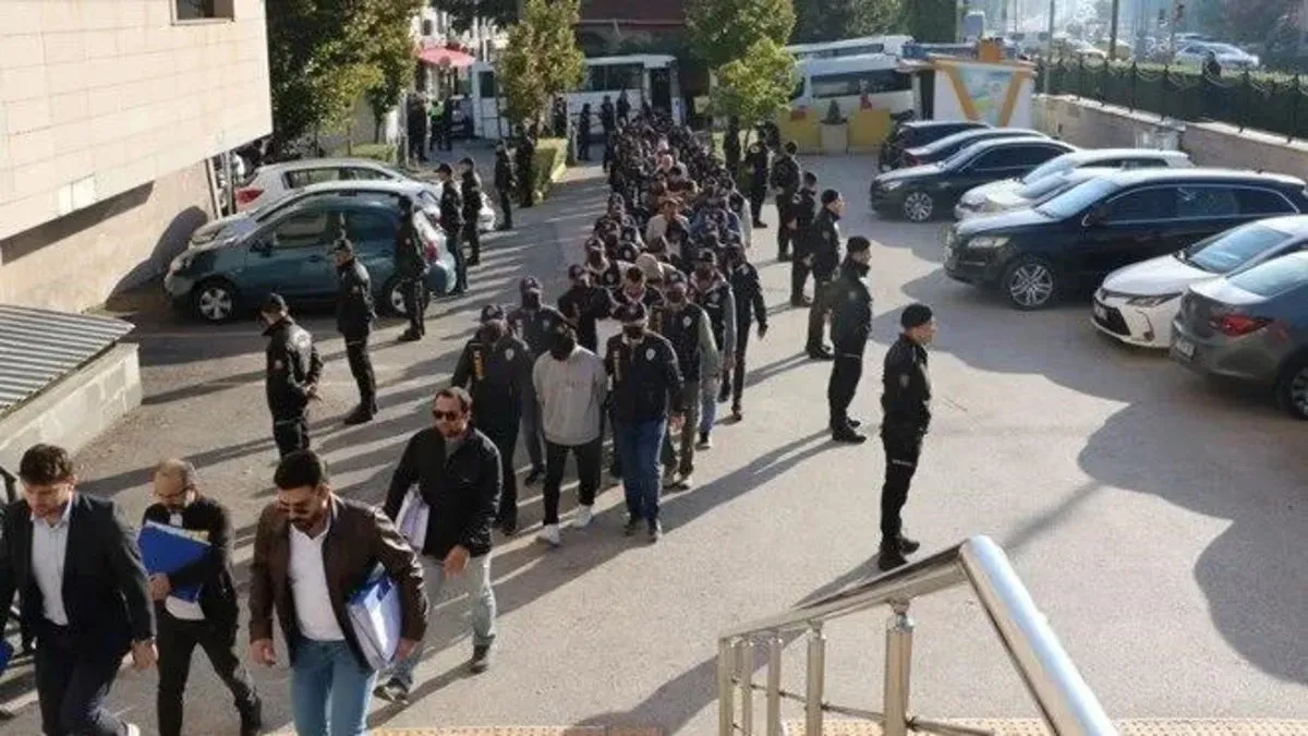 Yüksek Kazançlı Yatırım Vaadiyle Dolandırıcılık: 28 Şüpheli Tutuklandı