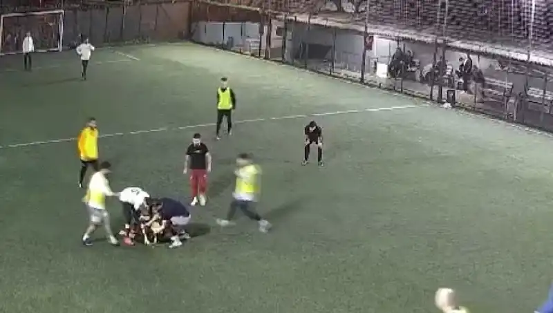 İki Halı Saha Müsabakasında Aynı Anda İki Ölüm Vakası!