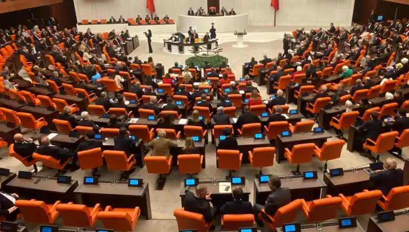 TBMM Komisyonları Çalışmalarına Devam Ediyor: Yenilikler Resmi Gazete'de Yayınlandı