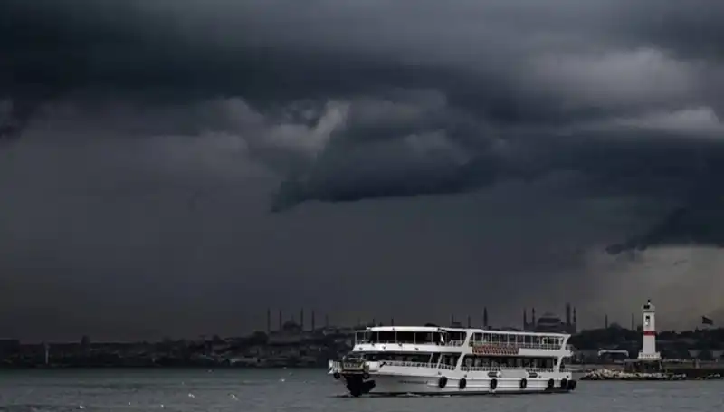 İstanbul'da Sağanak Yağış Beklentisi: Hazırlıklı Olun!
